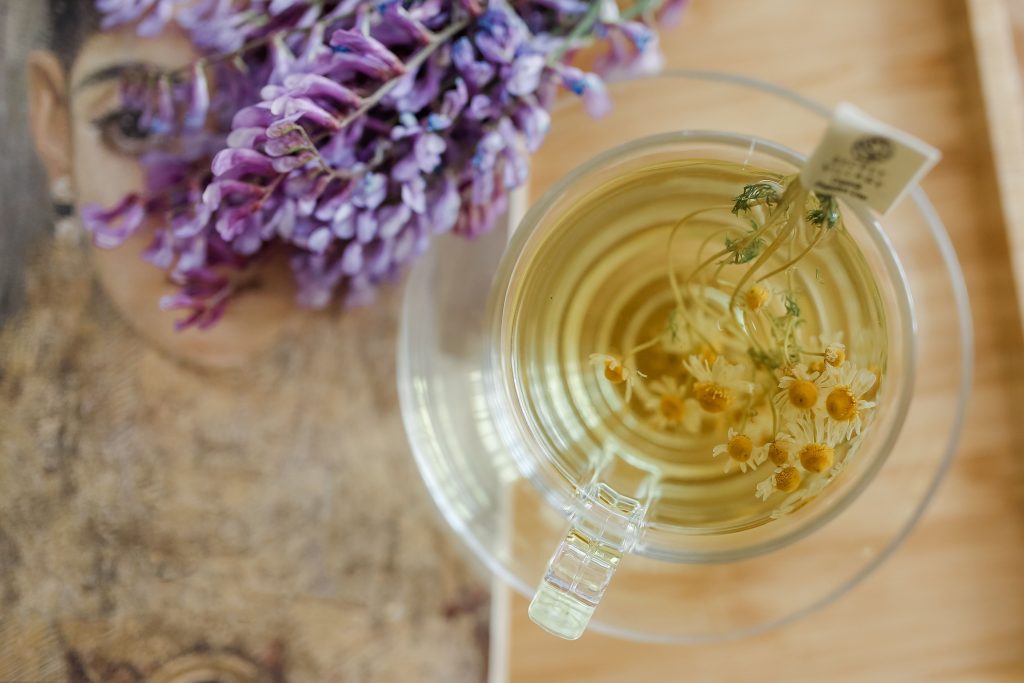 La tisane anti-reflux gastrique, ça marche vraiment ?