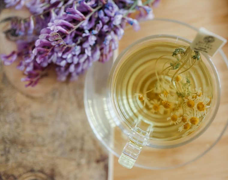 La tisane anti-reflux gastrique, ça marche vraiment ?