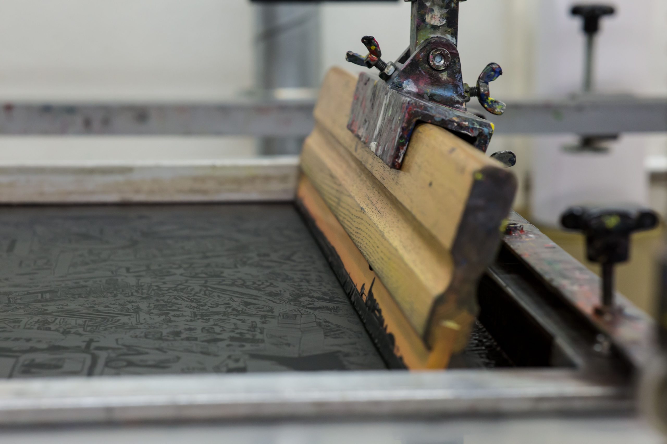 Machine sérigraphie professionnelle avec raclette bois