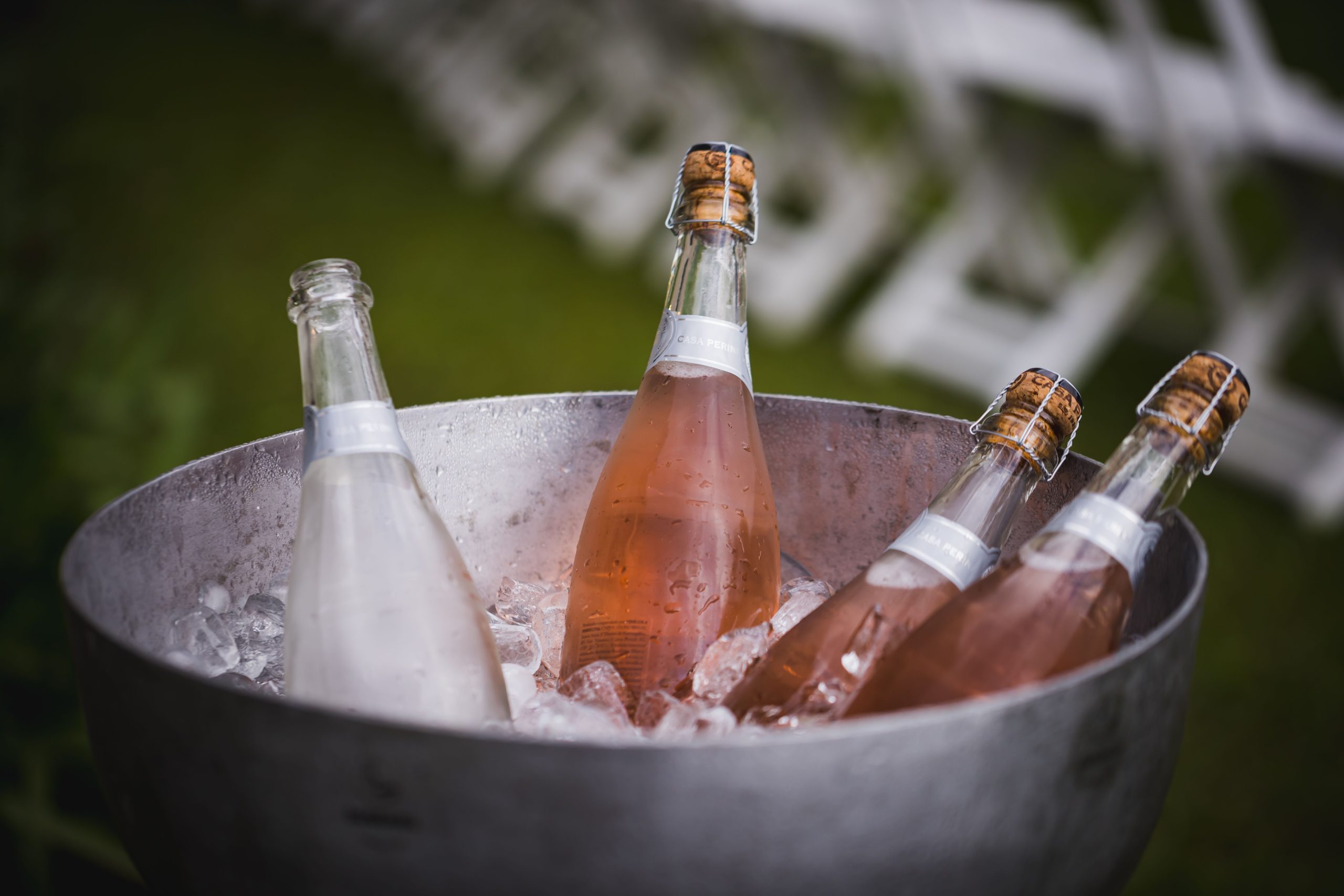 Quatre bouteilles champagne glacées seau celebration