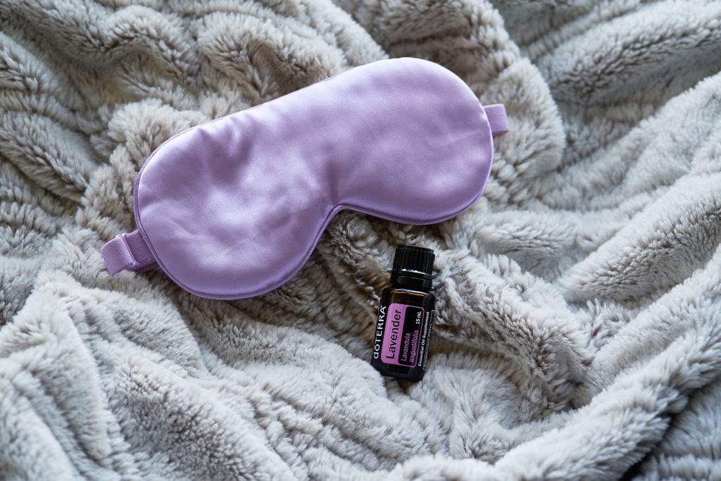 Quelle huile essentielle choisir pour bien dormir ?